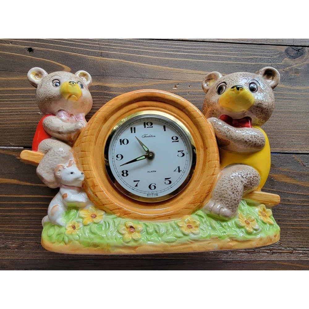 Vintage Ceramic Bear Mantle Table Clock Made In Japan
